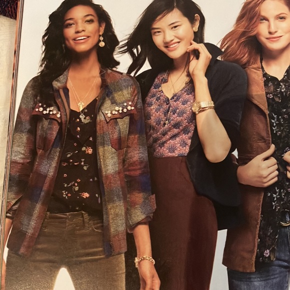 Fabulous😱#3555 Collage Jacket in gorgeous fall toned plaid and pearl accents - Picture 4 of 12